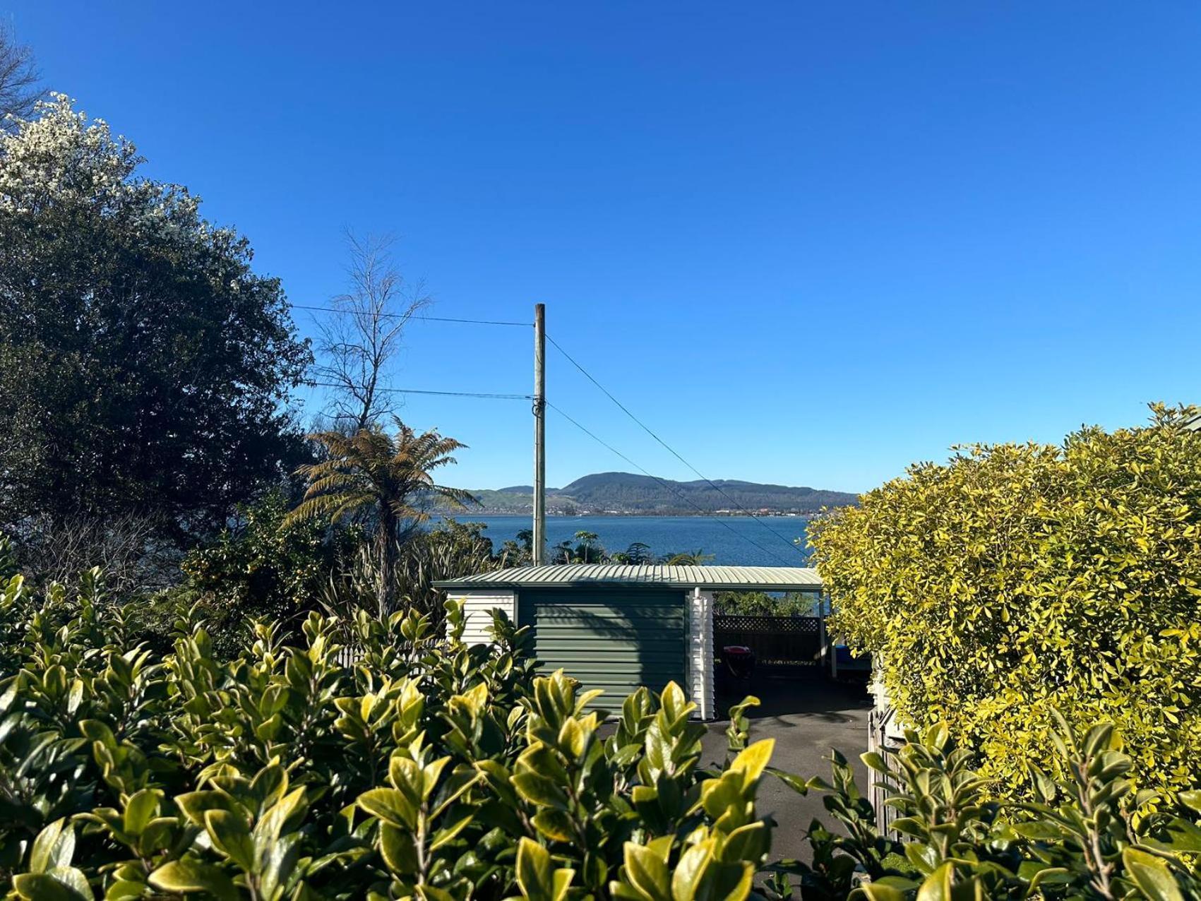 Mia'S Home With Lake View Rotorua Extérieur photo